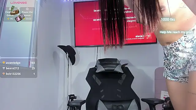 Živý XXX chat emily_palmeer