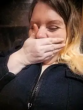 Živý XXX chat Lana-murr