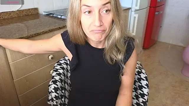 Lunamix Chat XXX live