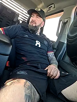 Beardedtattood Live XXX-chat