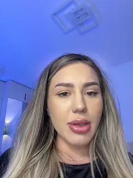 Živý XXX chat BarbieDoll13