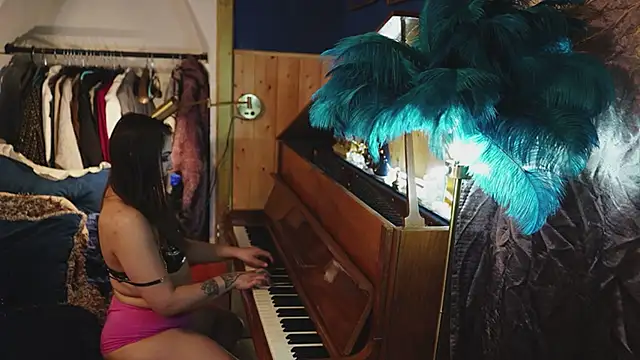 VanessaDoyle Show in webcam