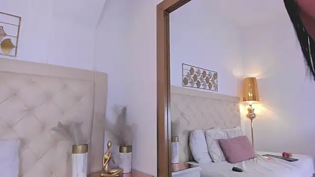 nina_joyceのライブXXXチャット