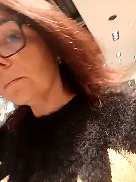 pulpeuse64 webkamerás műsora