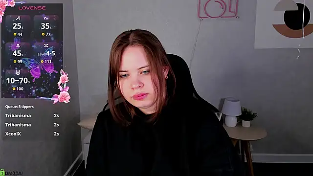 Chatroom XXX en direct de EricaElliott