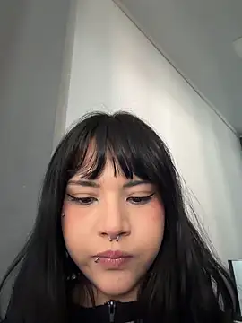 TatiLeeのライブXXXチャット