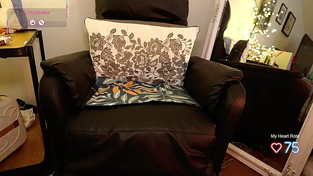 Chatroom XXX en direct de GingerAleMILF