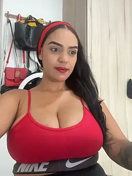 Sara-77 Webcam-Show