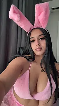 LilMisIndianx 现场XXX聊天