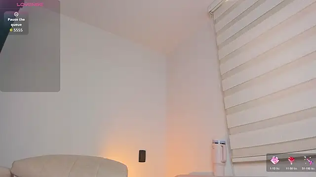 Онлайн чат XXX arianna_000