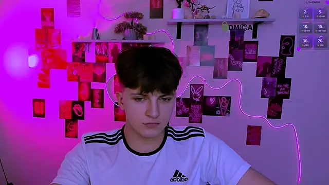 travis_wolf_ 现场XXX聊天