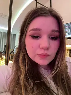 XXX chat uživo modela PumaShyXD