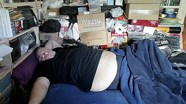 hadeszeuss2 Chat XXX in diretta