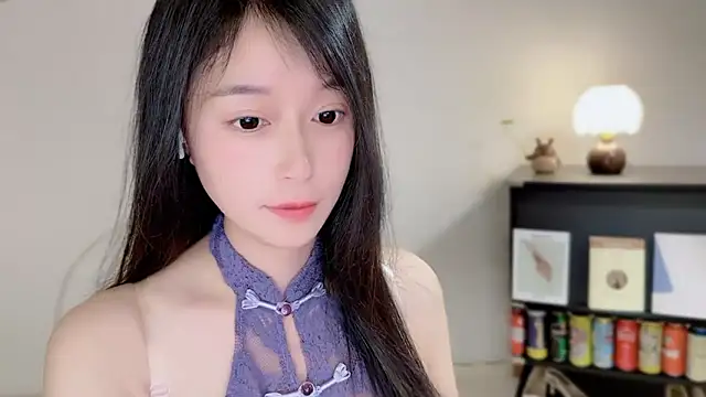 Chat +18 de Onechestnut ao vivo