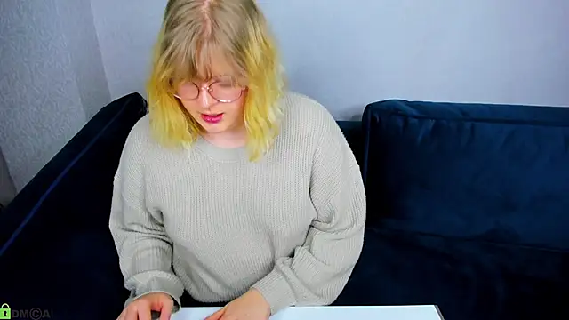 luna_c0ra – Live XXX-chat