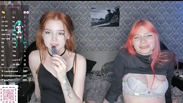 Veldenga's Live XXX Chat