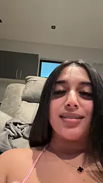 LilMisIndianx Live XXX-Chat