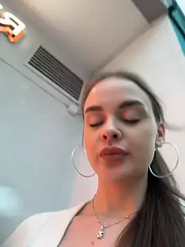 แชท XXX สดของ KristiRich