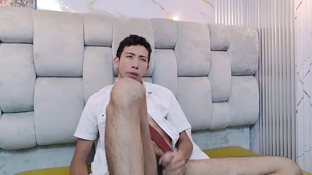 Вебкам-шоу MOgekobig19