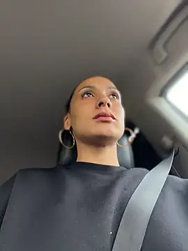 XXX chat uživo modela FerrariFrench