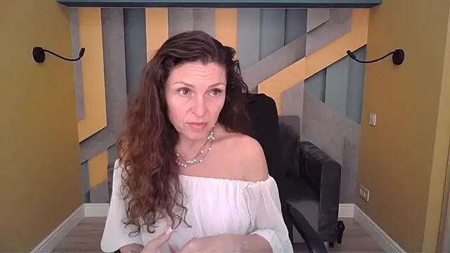 EllaLong 即時 XXX 聊天