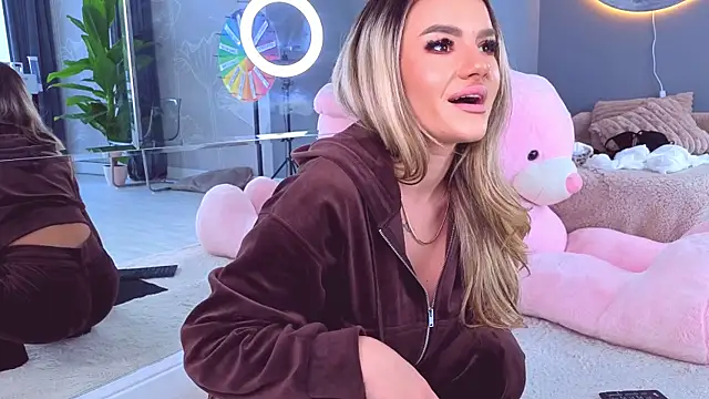 SpoilM3Mor3 Webcam Show