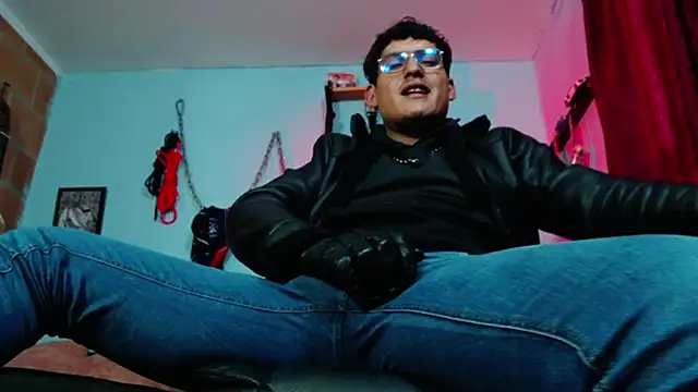 Вебкам-шоу dom2travelersss