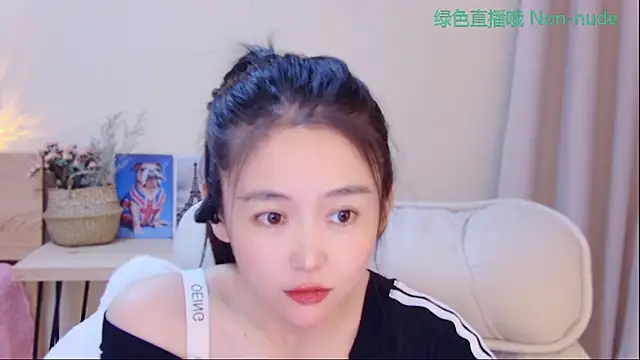 แชท XXX สดของ Coco-Sweetie