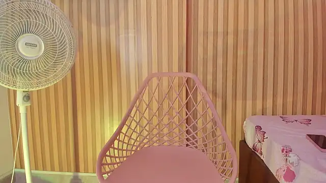 Czat XXX na żywo – melody_paris