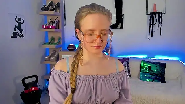 Czat XXX na żywo – NancyHottie