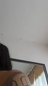 downsonMia Chat XXX live