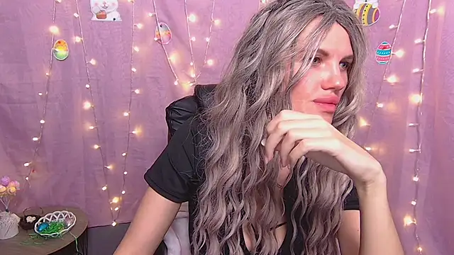 MilaLoona's Live XXX Chat