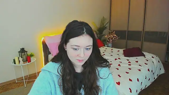 AlluringLookk – Naživo XXX chat