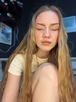 XXX chat uživo modela MilaMoone