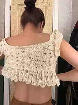 Holly_Play Live XXX-Chat