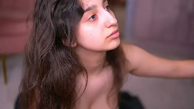 JullyFox's Live XXX Chat