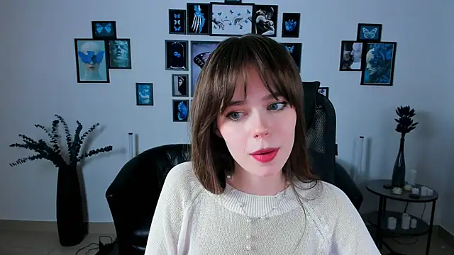 RoseWest's Live XXX Chat