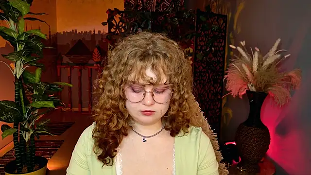 SaraSweetness 现场XXX聊天