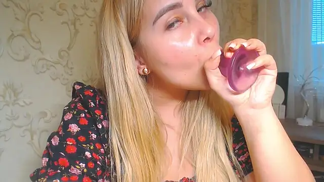 Živý XXX chat DolphinDreams