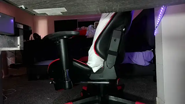 Dick_and_muscles: онлайн-секс-чат