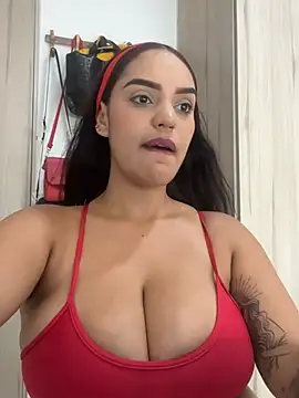 Sara-77 Adlı Modelin Web Kamerası Şovu