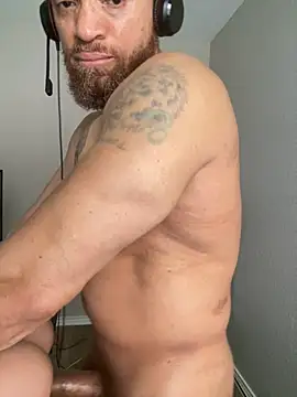 Fathero1time – Naživo XXX chat