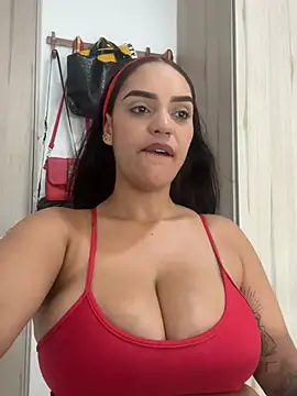 Chat +18 de Sara-77 ao vivo