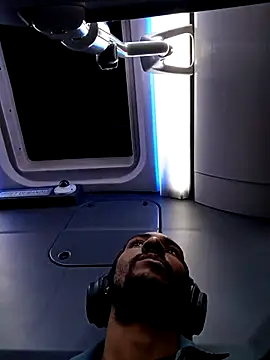 Mikaaa97 网络视讯表演