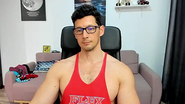 BrutusK08 Chat XXX live