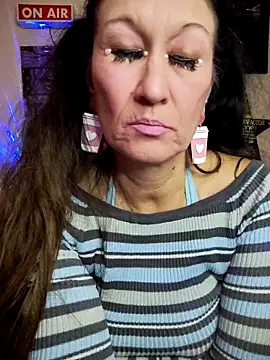 Онлайн чат XXX TheDime