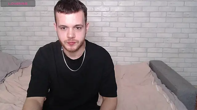 Fuckyoursecretary69 webcam show