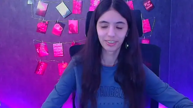 Chat XXX en directo de Aishell_