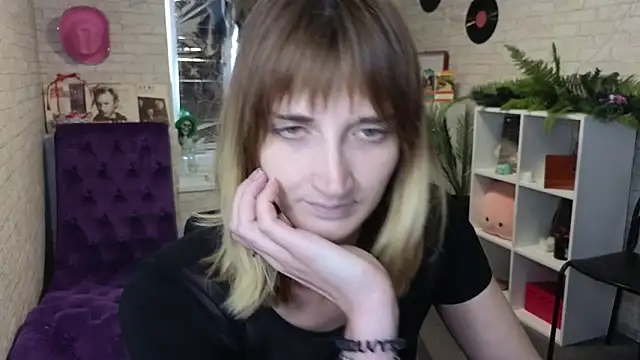 Chatroom XXX en direct de Nika_Kitten