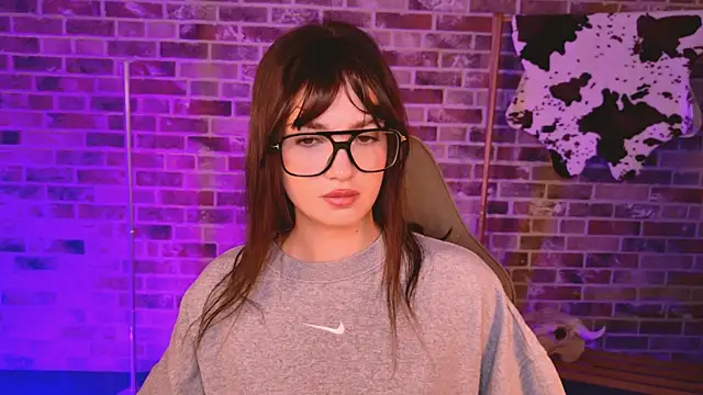 KiraVair Live XXX-chat